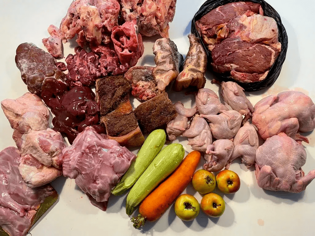 Продукти для харчування собаки на натуральному харчуванні