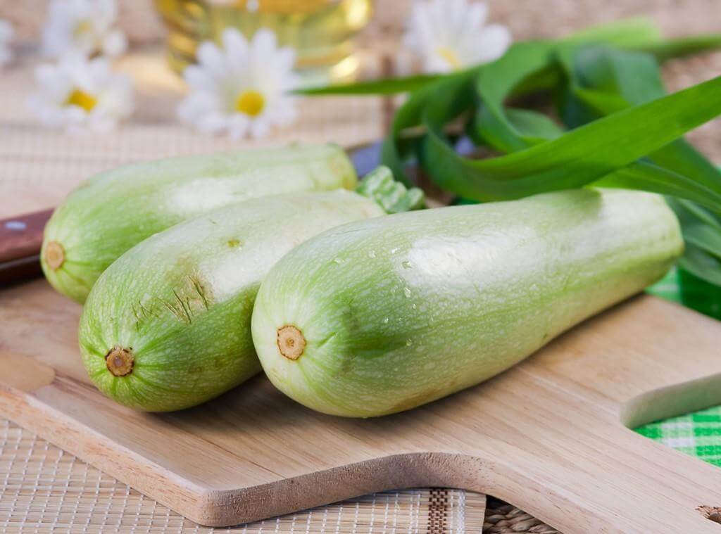 Чи можна кішкам давати кабачки?