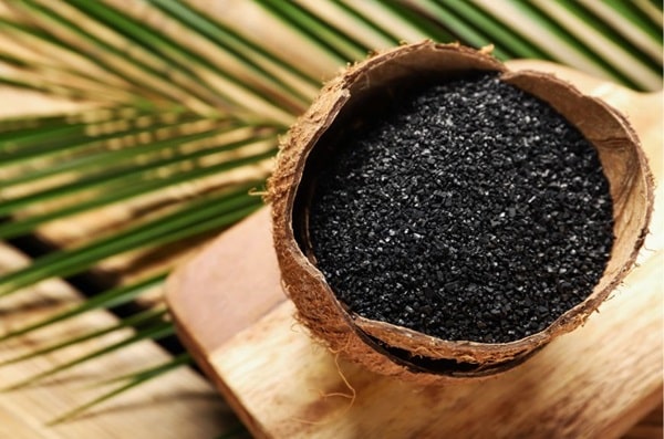 З чого роблять активоване вугілля в таблетках?