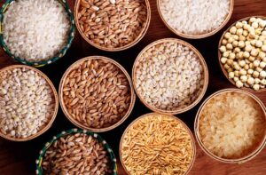 Крупи в раціоні собаки: користь чи шкода?