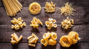 Чи можна кішкам давати макарони?