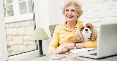 Як підібрати собаку літній людині