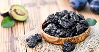 Могат ли кучетата да ядат сини сливи?