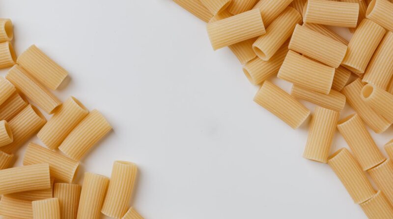 Чи можна собакам макарони: як безпечно давати?