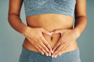 8 ранніх симптомів раку яєчників, які краще знати.