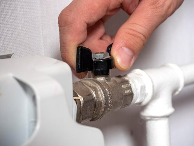 Крани на батареях опалення