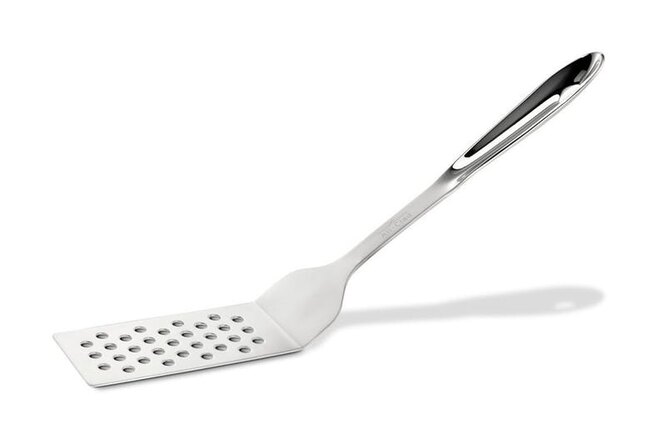 Лопатка з прорізами