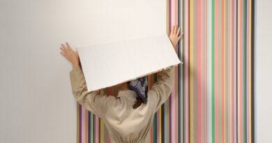 Що буде, якщо наклеїти шпалери одразу на штукатурку без шпаклювання / шпатлювання?