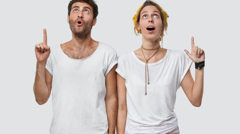 Як візуально «підняти» низьку стелю у квартирі?