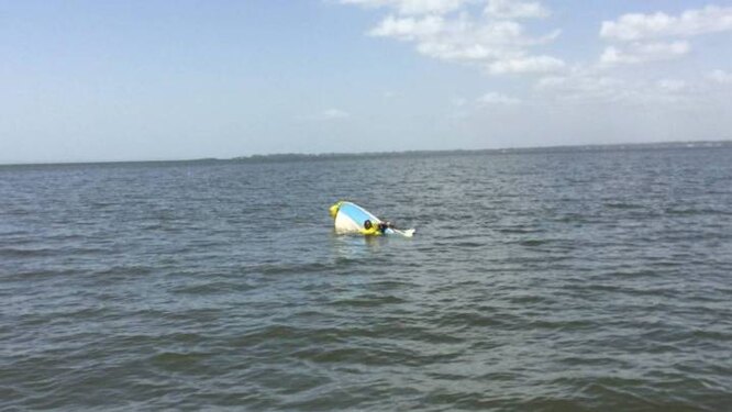 63-річний чоловік чіплявся за край потопаючого човна